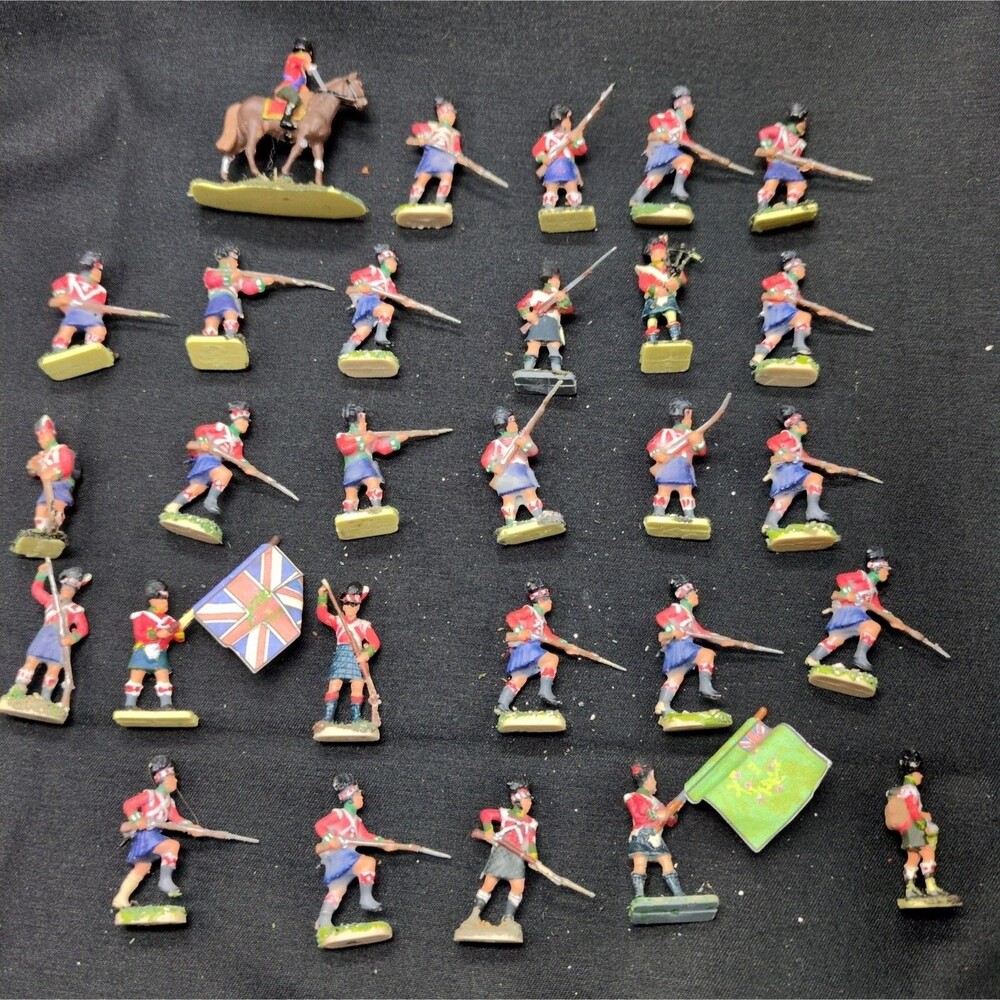 (28) Painted American Revolution Highland 1/72 Miniatures